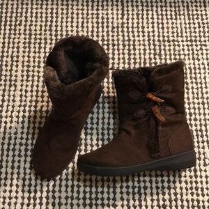 Sag Harbor fleece-lined winter booties